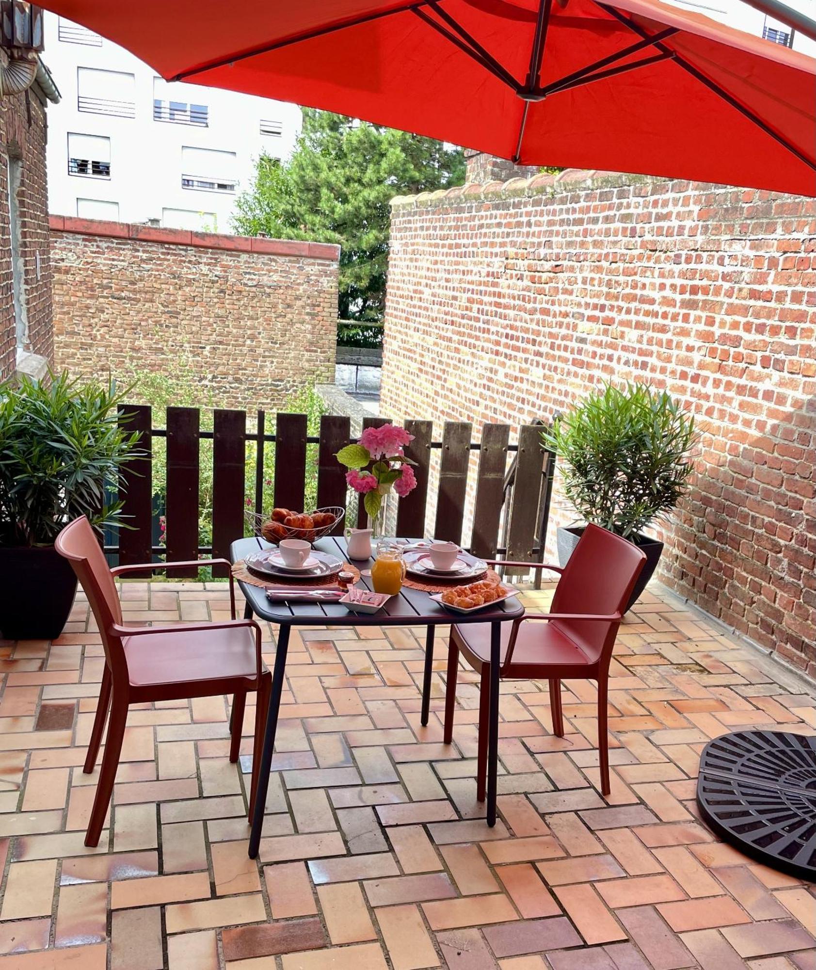 Appart Hotel Gambetta Lens Exterior foto