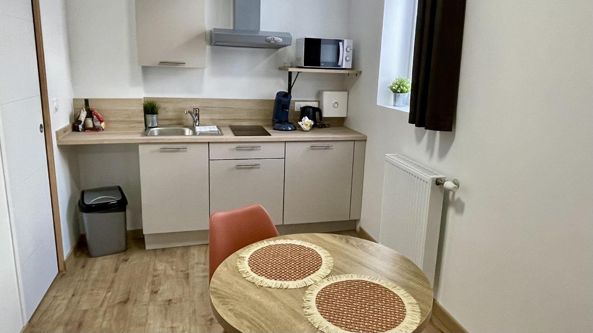 Appart Hotel Gambetta Lens Zimmer foto